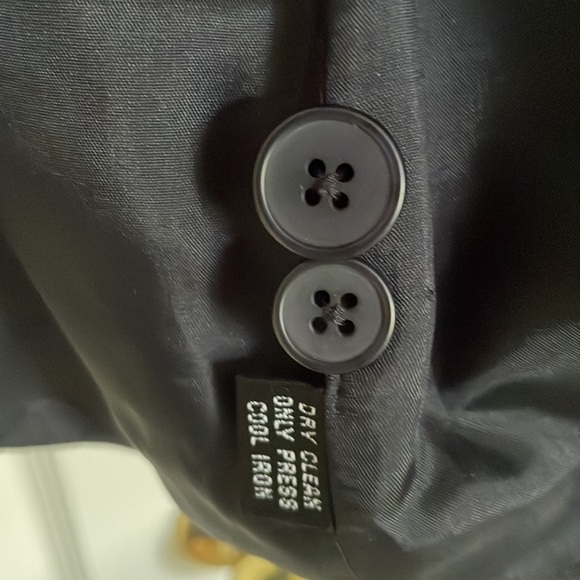 Linda Allard Ellen Tracy Black Button Down Wool Blend Blazer - Picture 8 of 8